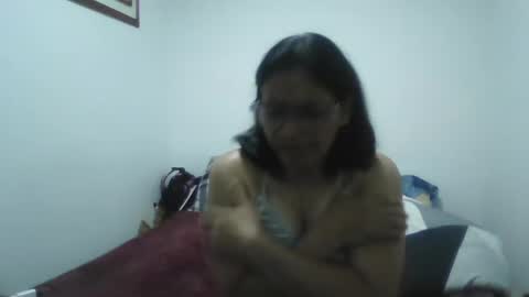 Snapshot of titssmall123 chatting on 10/31/25, 11:06 Ester online show from 10/31/25, 11:06