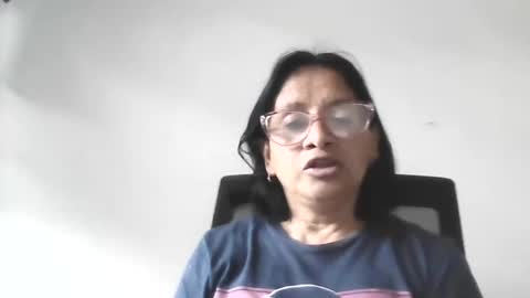Snapshot of titssmall123 chatting on 05/07/26, 03:50 Ester online show from 05/07/26, 03:50