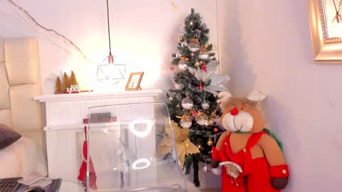 Snapshot of tivizaylove chatting on 12/28/24, 02:32 Tivizay online show from 12/28/24, 02:32