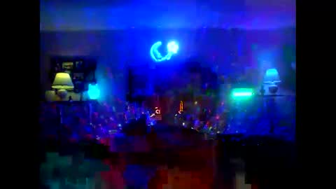 Snapshot of tkthedj chatting on 09/19/25, 02:02 TK online show from 09/19/25, 02:02