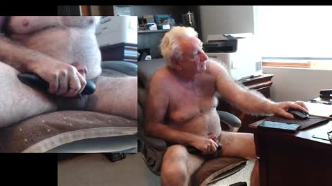 Snapshot of tlc_dude chatting on 10/31/25, 09:27 TLC dude online show from 10/31/25, 09:27