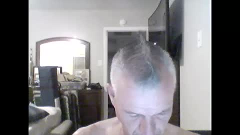 Snapshot of tnash24 chatting on 09/14/25, 01:27 tx46m online show from 09/14/25, 01:27