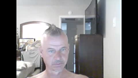 Snapshot of tnash24 chatting on 10/07/25, 11:35 tx46m online show from 10/07/25, 11:35