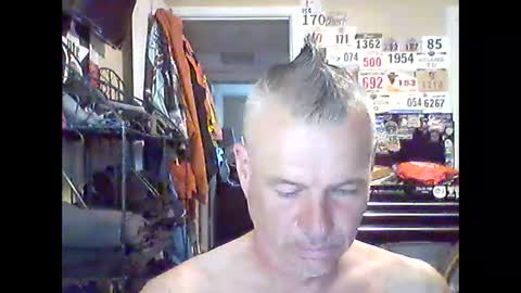 Snapshot of tnash24 chatting on 04/13/26, 10:26 tx46m online show from 04/13/26, 10:26