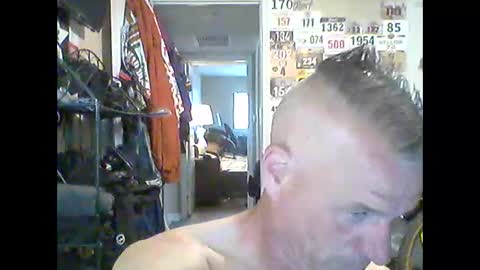 Snapshot of tnash24 chatting on 04/27/26, 10:30 tx46m online show from 04/27/26, 10:30