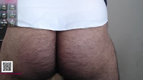 Snapshot of toaster1993 chatting on 09/16/25, 02:40 Leonel online show from 09/16/25, 02:40