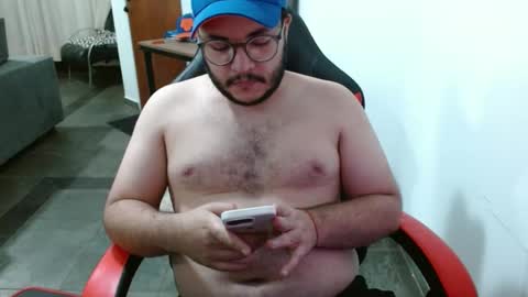 Snapshot of tobias_dimarte chatting on 09/21/25, 12:34 tobias_dimarte online show from 09/21/25, 12:34