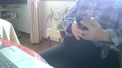 Tobiko online show from 01/05/25, 03:34