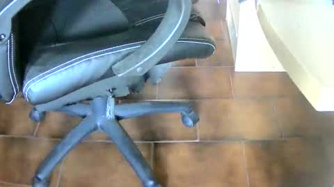 Tobiko online show from 01/14/25, 04:18