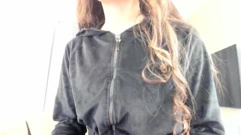 Snapshot of tobimediate chatting on 02/08/26, 06:33 Jane online show from 02/08/26, 06:33