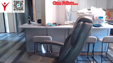 Snapshot of toddbator chatting on 10/06/25, 02:47 Todd Bator online show from 10/06/25, 02:47