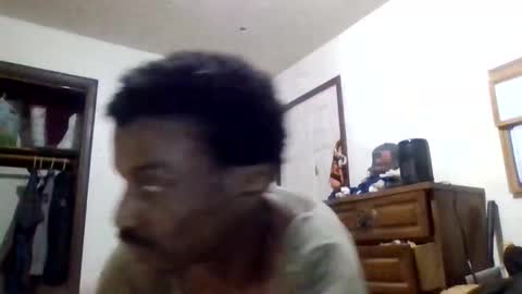 Snapshot of toddbauer chatting on 11/12/25, 08:04 Femboi todd online show from 11/12/25, 08:04