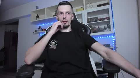 Todd online show from 12/01/25, 06:13