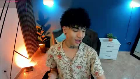 todoroki_g online show from 11/12/25, 11:43