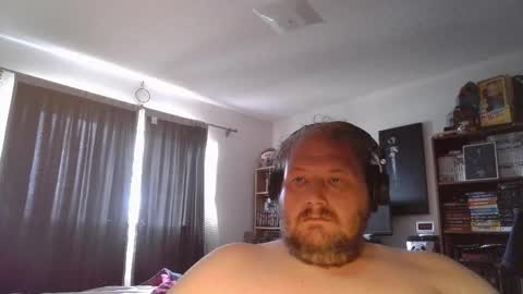 Snapshot of toede_0 chatting on 09/22/25, 06:43 Toede online show from 09/22/25, 06:43