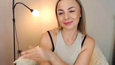 tokens_are_sexy online show from 12/06/24, 01:00