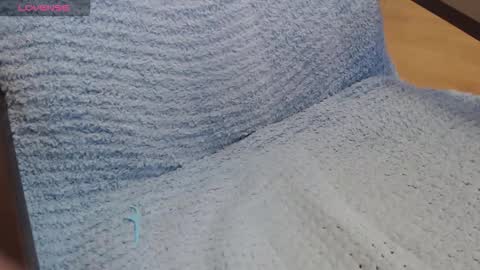 tokensnone online show from 09/19/25, 04:07