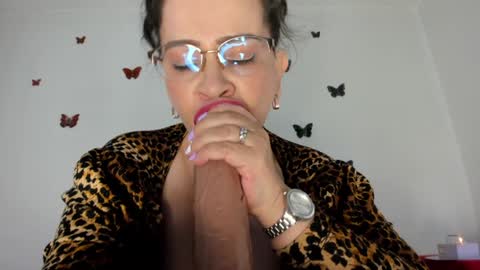 Karla Love online show from 01/25/25, 01:08