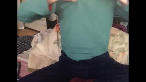 small man online show from 01/21/25, 03:15