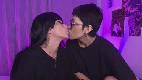 Snapshot of tokyo_blues chatting on 12/19/25, 07:59 Halsey Sofii online show from 12/19/25, 07:59