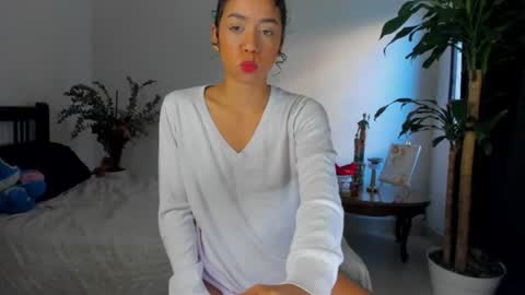 Snapshot of tokyo_girls chatting on 07/14/26, 12:11 Tokyo online show from 07/14/26, 12:11