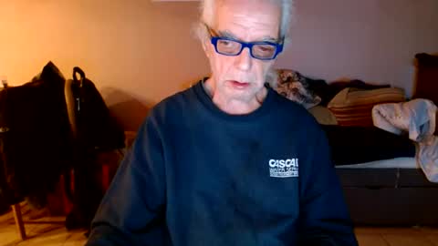 Snapshot of tom112292014 chatting on 12/26/24, 03:06 tom112292014 online show from 12/26/24, 03:06