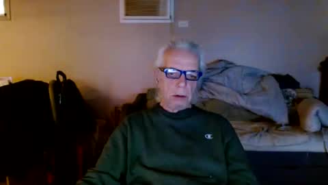 Snapshot of tom112292014 chatting on 01/13/25, 03:15 tom112292014 online show from 01/13/25, 03:15