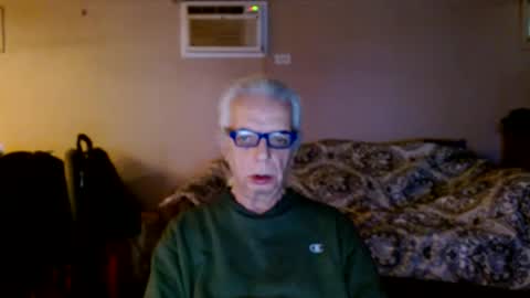 Snapshot of tom112292014 chatting on 01/17/25, 01:46 tom112292014 online show from 01/17/25, 01:46