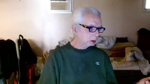 Snapshot of tom112292014 chatting on 01/20/25, 04:55 tom112292014 online show from 01/20/25, 04:55