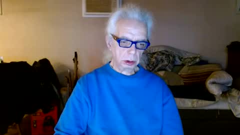 Snapshot of tom112292014 chatting on 01/26/25, 02:19 tom112292014 online show from 01/26/25, 02:19