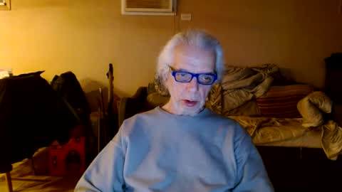 Snapshot of tom112292014 chatting on 02/23/25, 03:56 tom112292014 online show from 02/23/25, 03:56