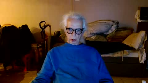 Snapshot of tom112292014 chatting on 10/16/25, 03:07 tom112292014 online show from 10/16/25, 03:07