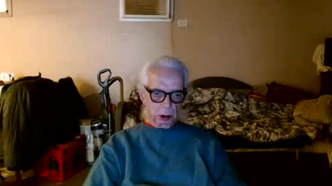 tom112292014 online show from 10/26/25, 02:23