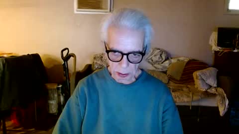 Snapshot of tom112292014 chatting on 01/11/26, 03:50 tom112292014 online show from 01/11/26, 03:50