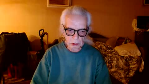 Snapshot of tom112292014 chatting on 01/14/26, 02:06 tom112292014 online show from 01/14/26, 02:06