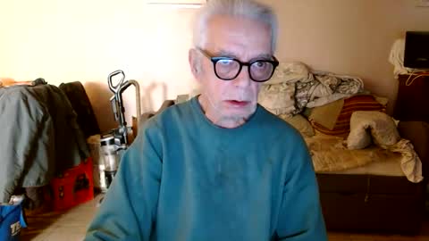 Snapshot of tom112292014 chatting on 02/08/26, 03:26 tom112292014 online show from 02/08/26, 03:26