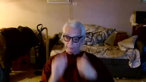 tom112292014 online show from 05/04/26, 11:17