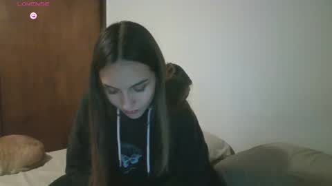 Snapshot of tom316972 chatting on 07/03/26, 02:40 Flor online show from 07/03/26, 02:40