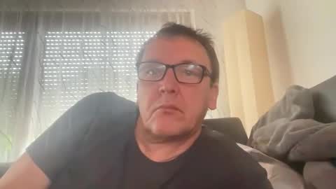 Tom online show from 05/10/26, 02:11