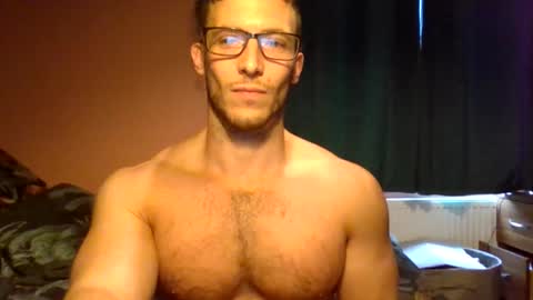 Snapshot of tom90ukx chatting on 11/11/25, 02:06 tom90ukx online show from 11/11/25, 02:06