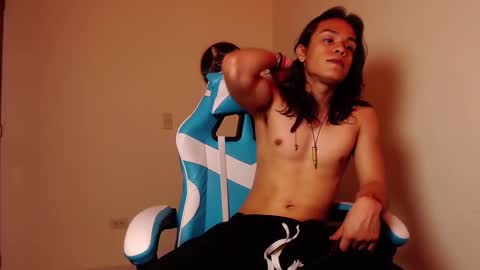 tom online show from 10/13/25, 03:39