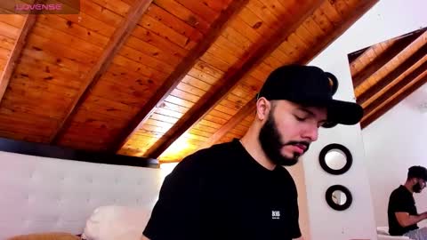   online show from 11/23/25, 12:49