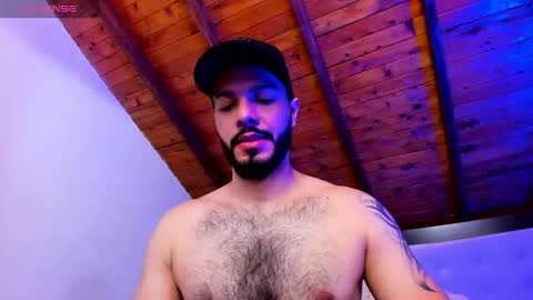 Snapshot of tom_bailey_ chatting on 02/02/26, 12:37 online show from 02/02/26, 12:37