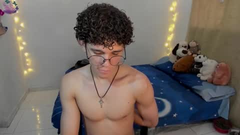 Tom Blue online show from 12/17/25, 06:14