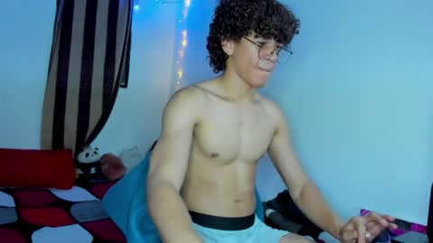 Tom Blue online show from 06/19/26, 12:37