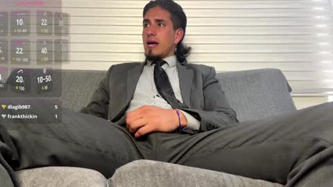 Snapshot of tom_blunt96 chatting on 01/02/25, 07:29 TOM online show from 01/02/25, 07:29