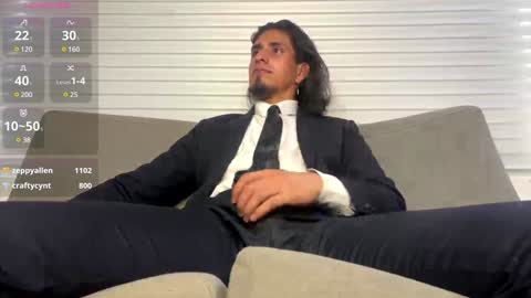 Snapshot of tom_blunt96 chatting on 01/09/25, 03:23 TOM online show from 01/09/25, 03:23