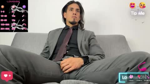 Snapshot of tom_blunt96 chatting on 09/20/25, 04:08 TOM online show from 09/20/25, 04:08