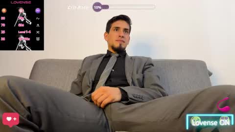 Snapshot of tom_blunt96 chatting on 04/21/26, 06:44 TOM online show from 04/21/26, 06:44