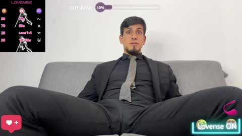 Snapshot of tom_blunt96 chatting on 04/22/26, 07:48 TOM online show from 04/22/26, 07:48